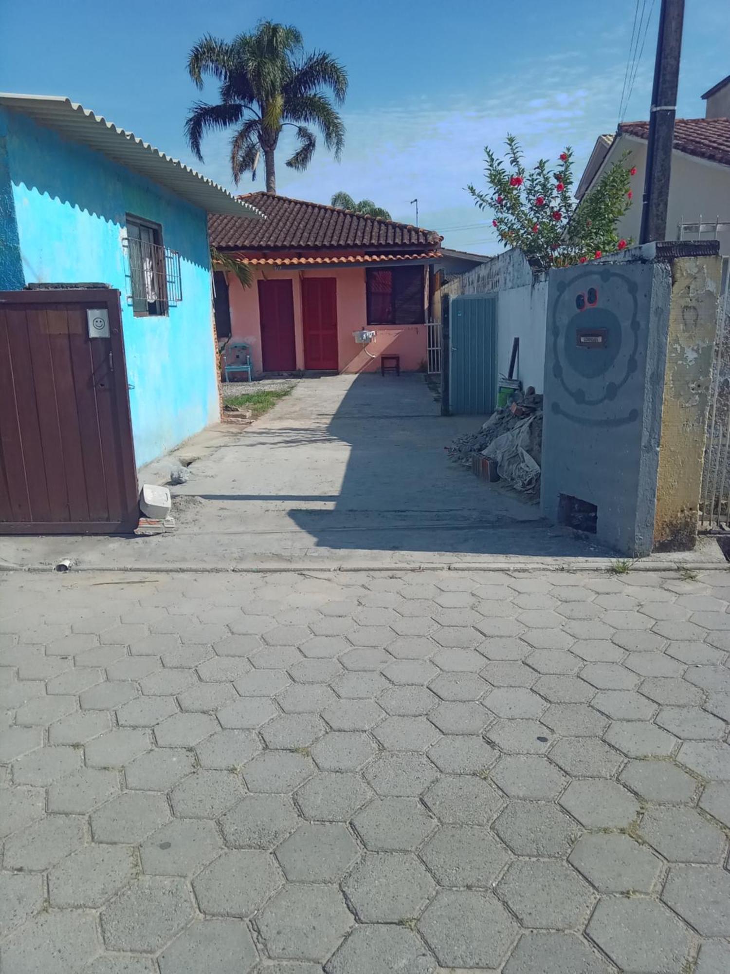 Kitinete Pequena Em Patio Compartilhado Villa Florianópolis Kültér fotó